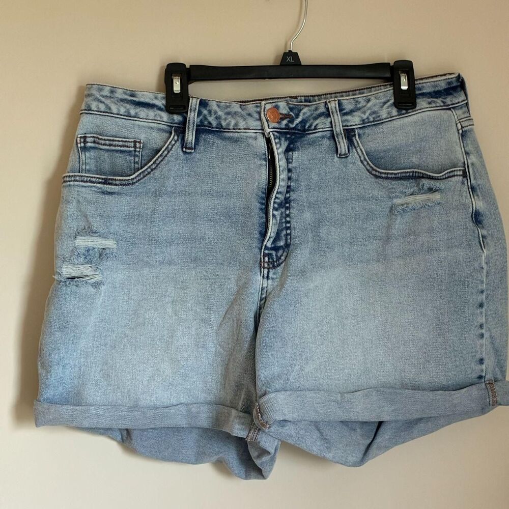 Ava-viv Women's Blue Shorts